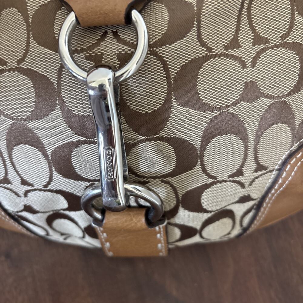 COACH Handbag Hamptons Hobo Signature Canvas Tan Caramel Leather Silver 11576 - Picture 4 of 11